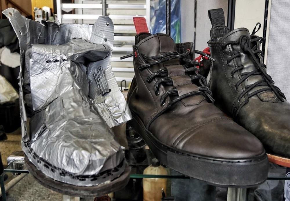 An application scenario or product detail of detroit leather company - Image 8