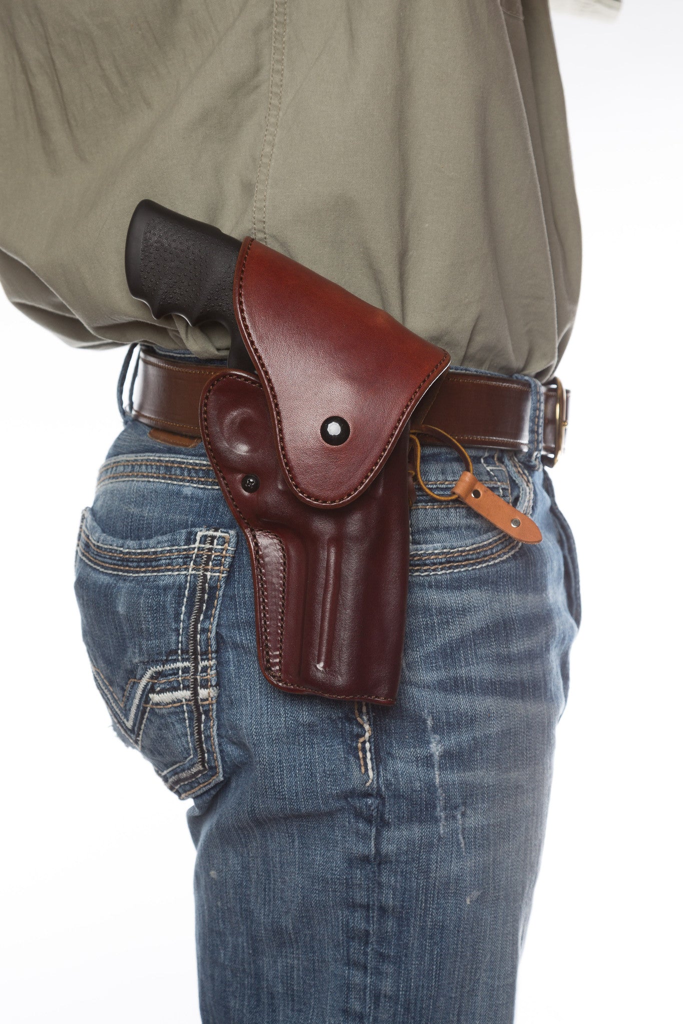 An application scenario or product detail of diamond d custom leather holsters - Image 1