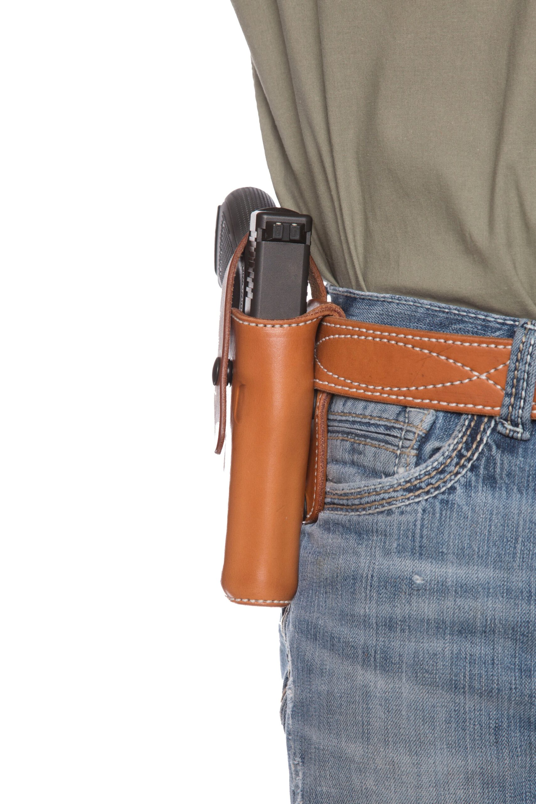 An application scenario or product detail of diamond d custom leather holsters - Image 3