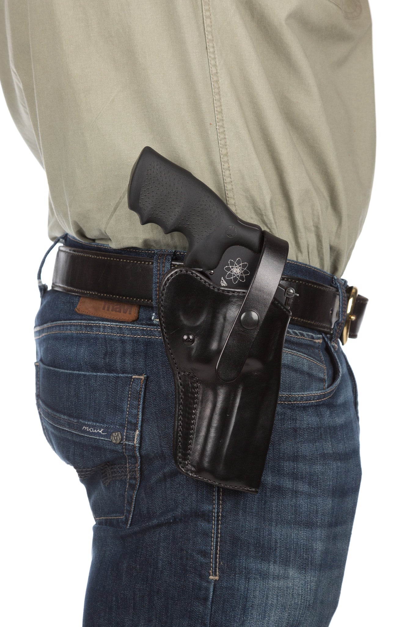 An application scenario or product detail of diamond d custom leather holsters - Image 5