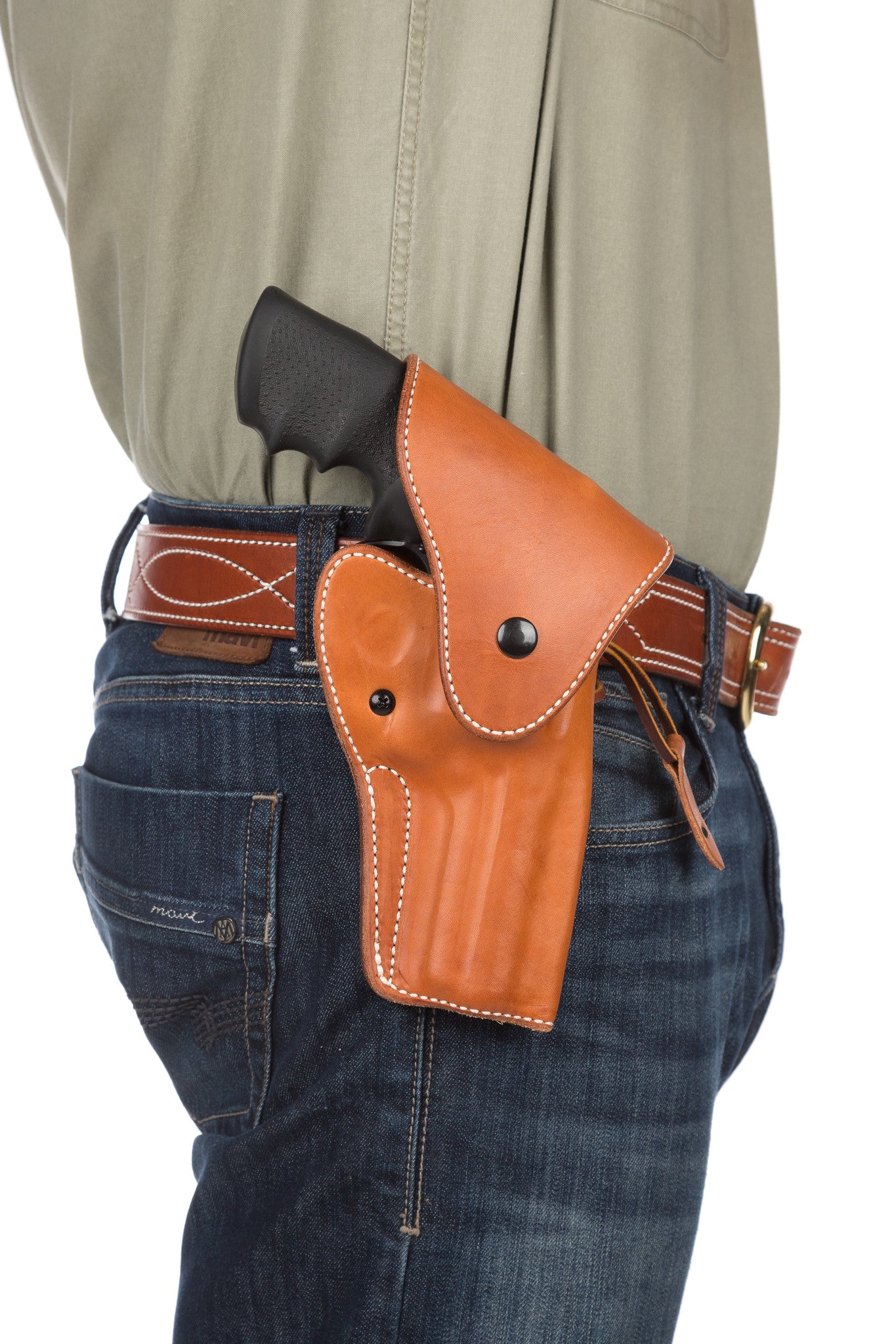 An application scenario or product detail of diamond d custom leather holsters - Image 6