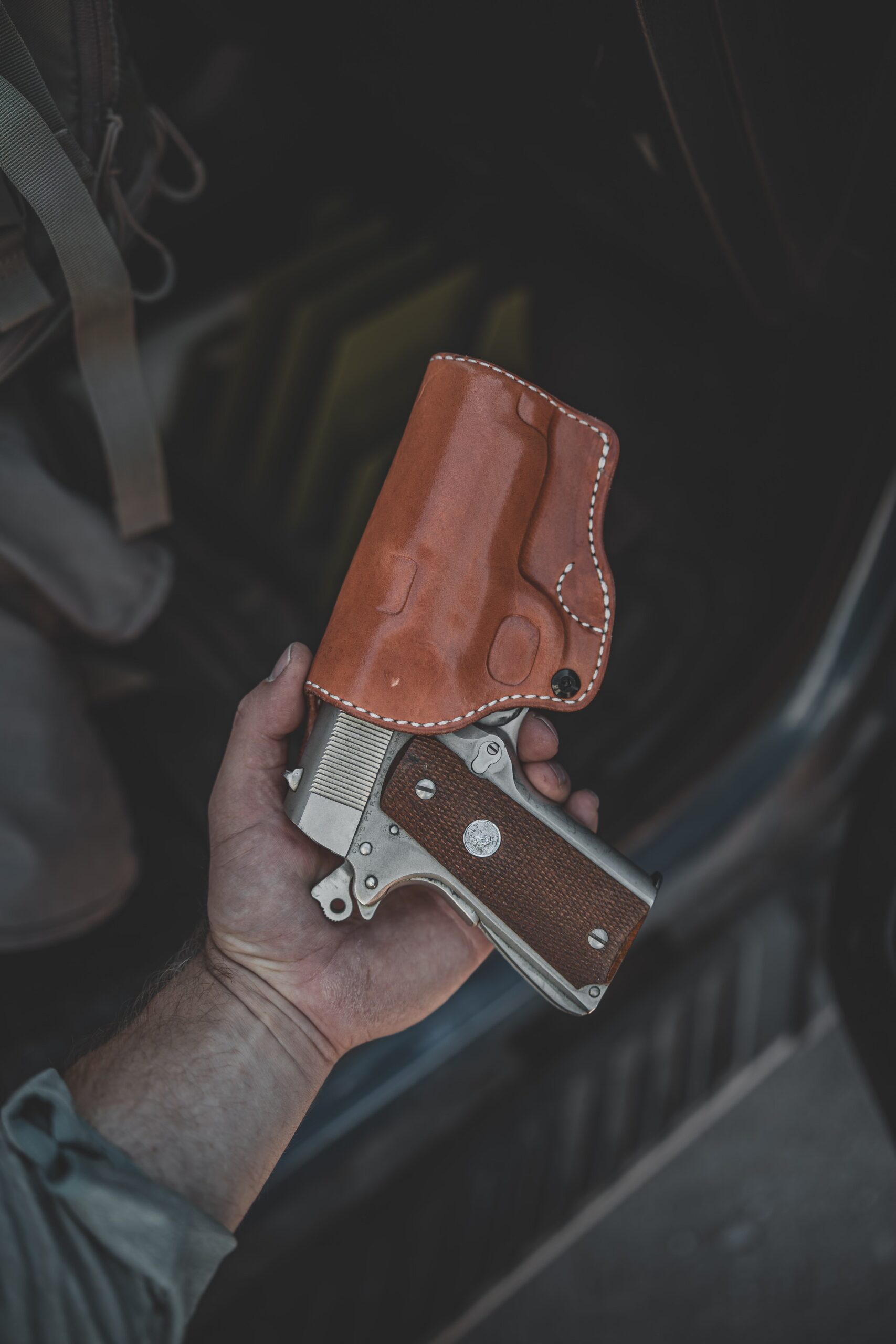 An application scenario or product detail of diamond d custom leather holsters - Image 15