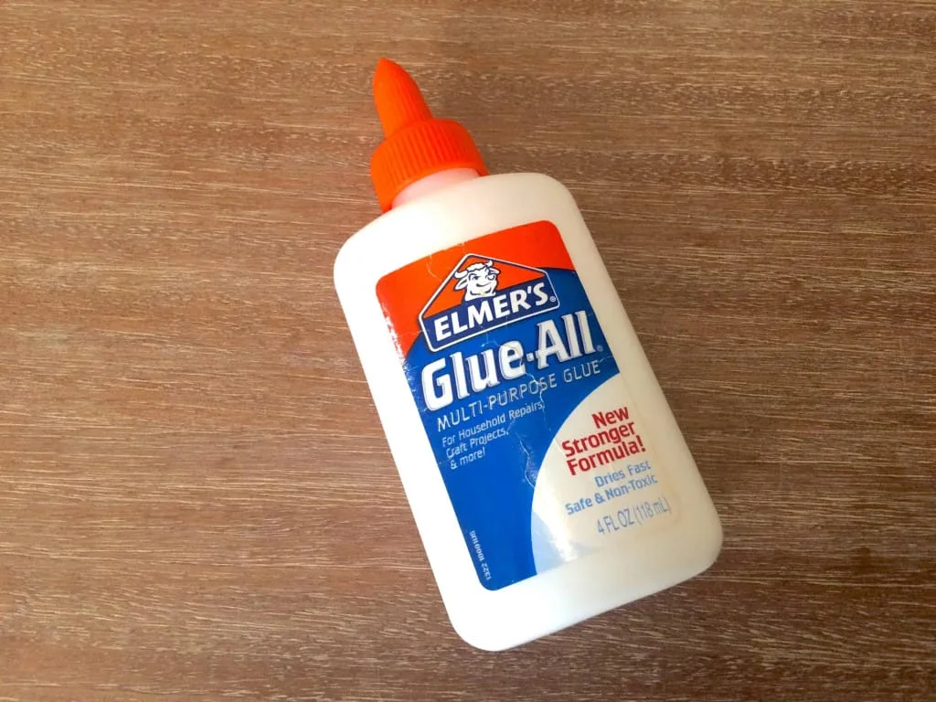 An application scenario or product detail of fabric glue for leather - Image 20