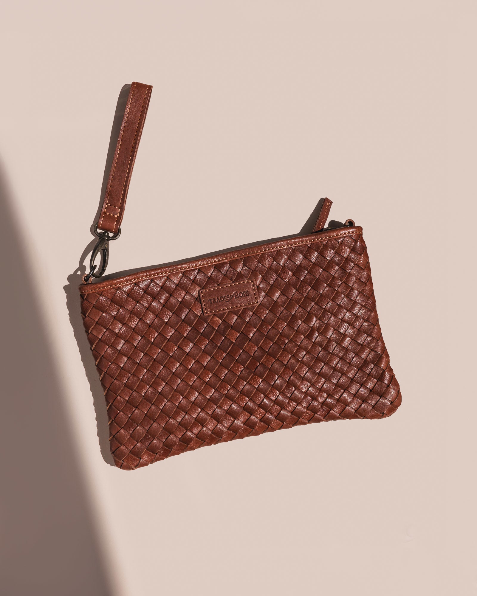 An application scenario or product detail of fair trade leather purse - Image 16
