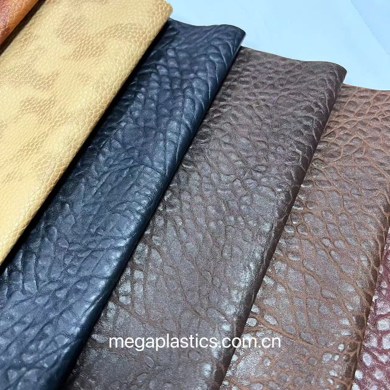 An application scenario or product detail of faux leather fabric for bag making - Image 17