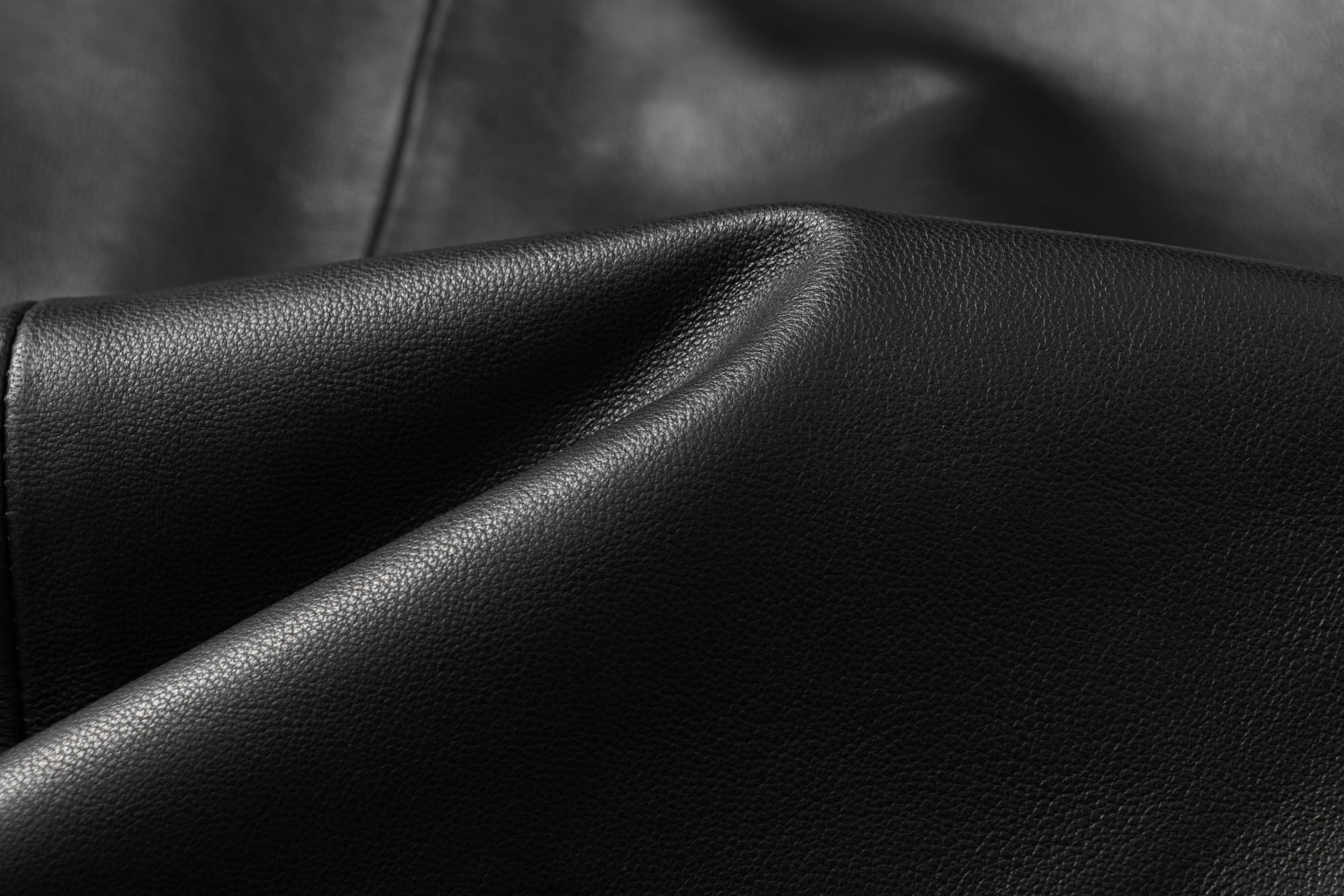 An application scenario or product detail of garment leather hides - Image 17