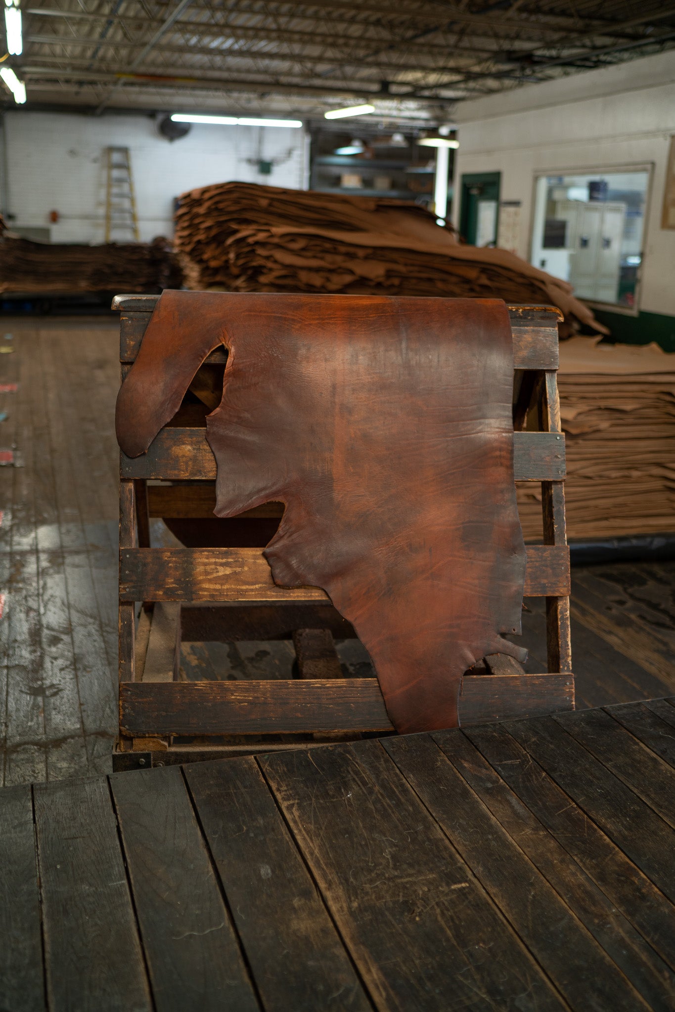 An application scenario or product detail of hermann oak leather company - Image 1