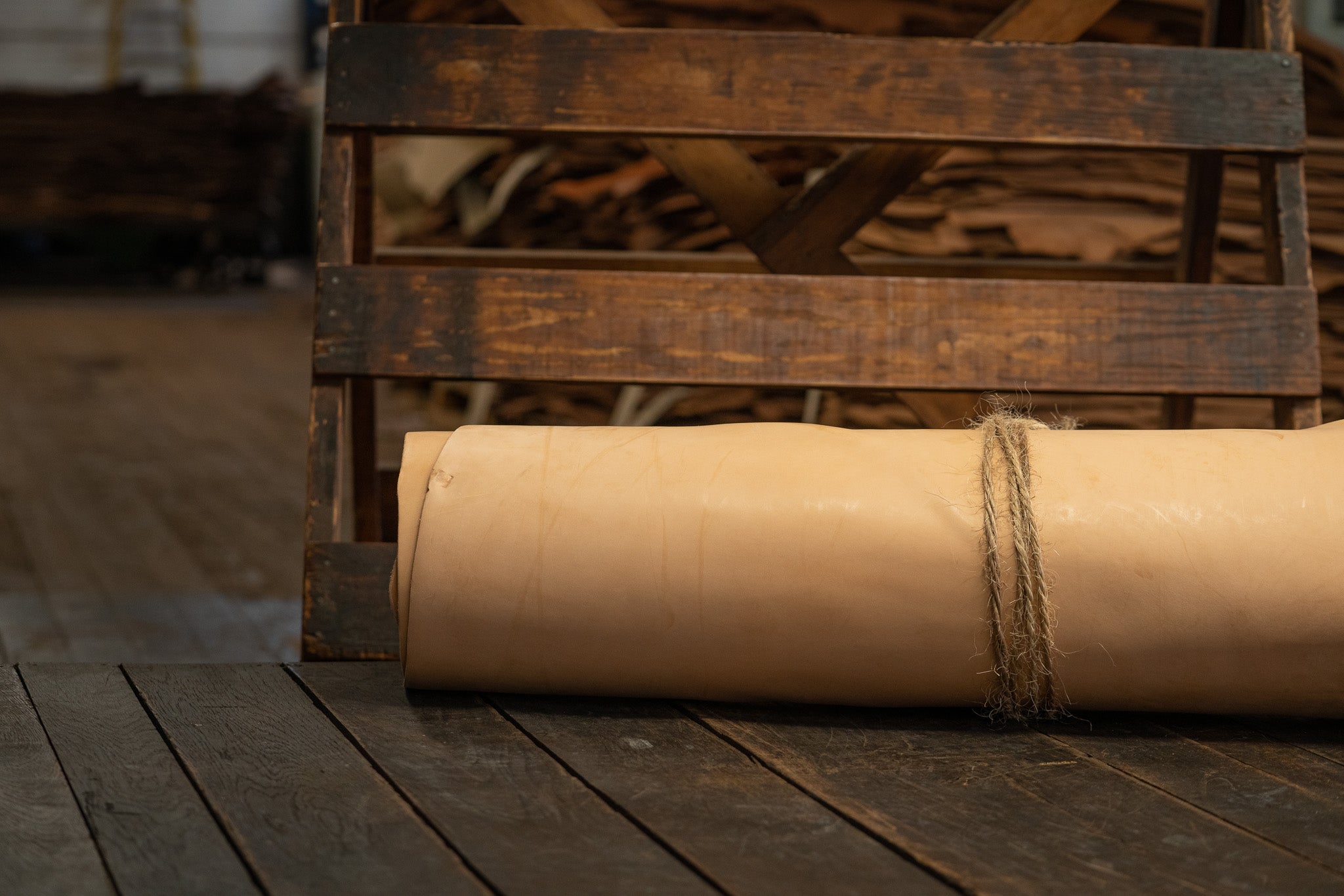 An application scenario or product detail of hermann oak leather company - Image 14