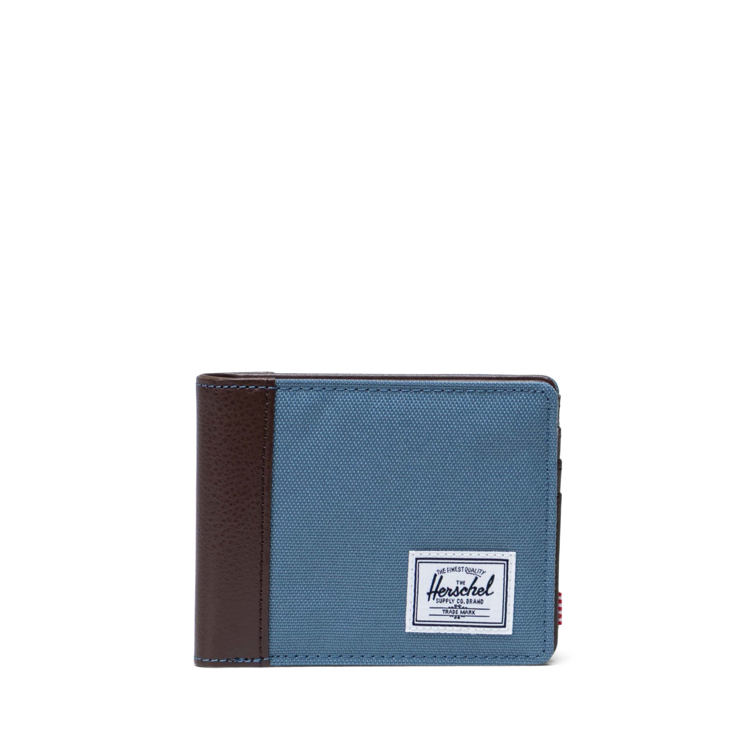 An application scenario or product detail of herschel supply leather wallet - Image 6