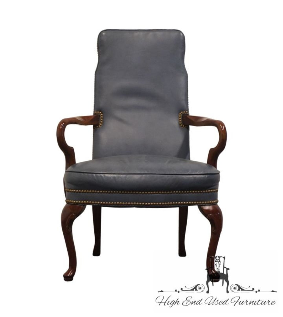 An application scenario or product detail of hickory leather company chair - Image 3