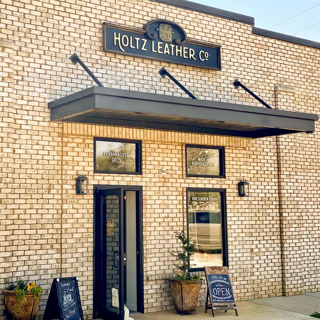 An application scenario or product detail of holtz leather company huntsville al - Image 6