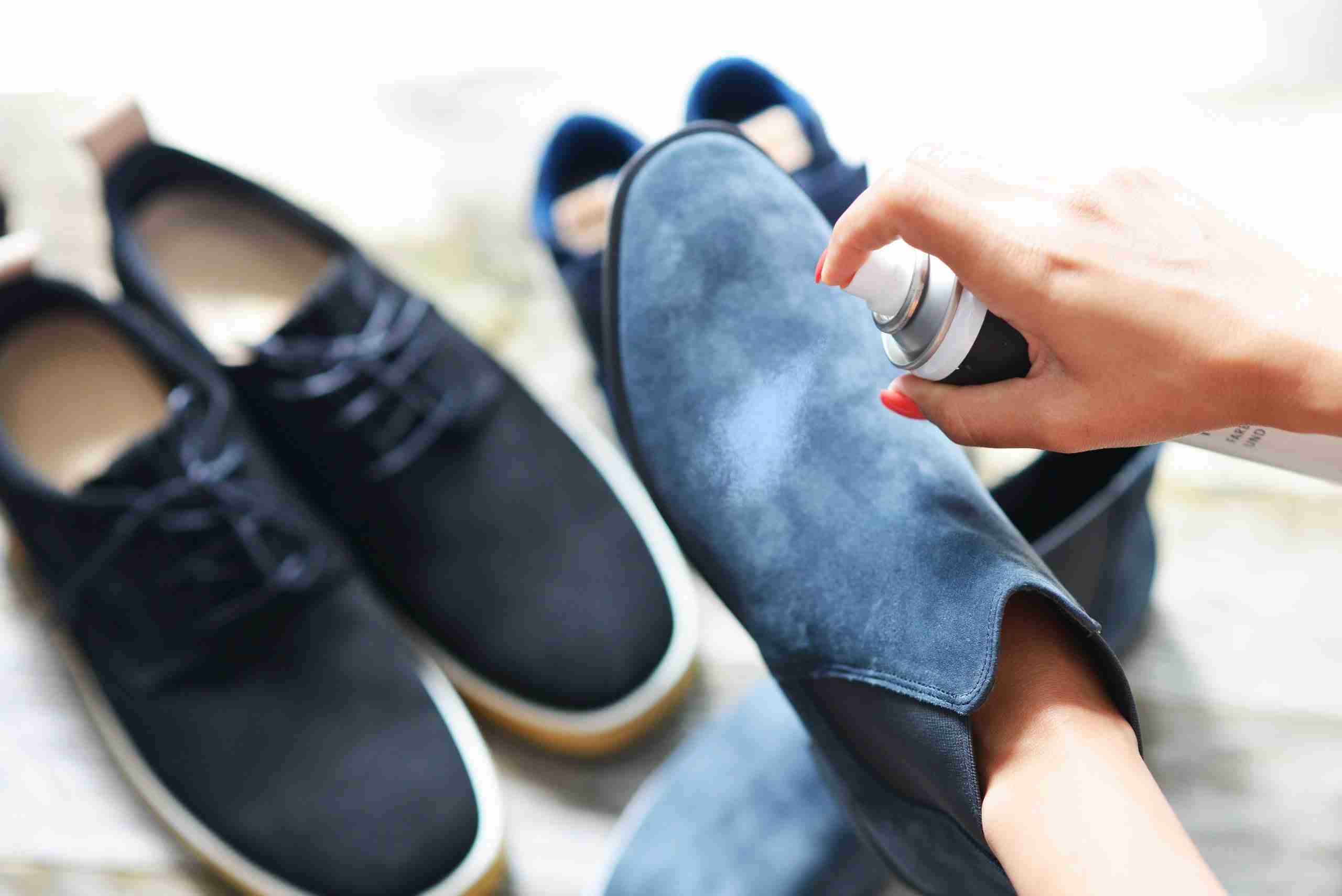 An application scenario or product detail of how do you clean faux suede shoes - Image 6