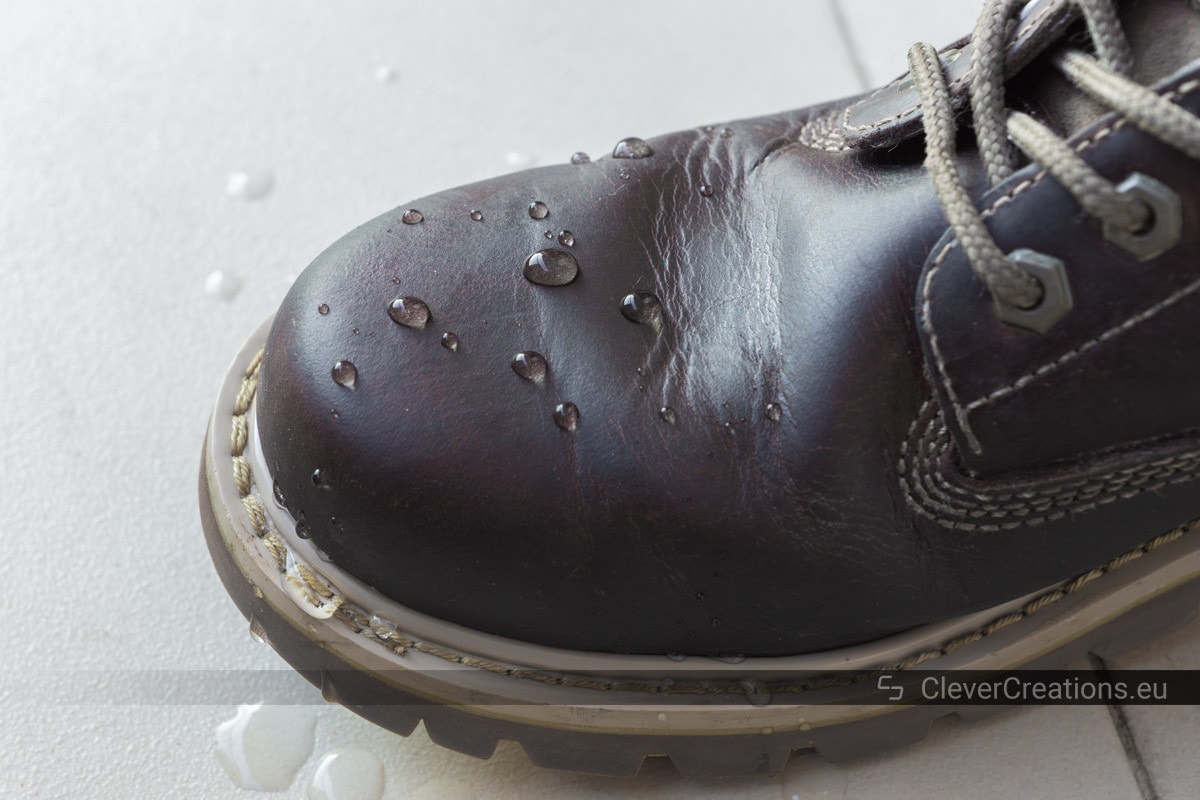 An application scenario or product detail of how do you make leather waterproof - Image 16