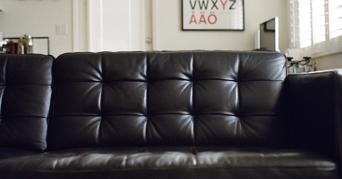 An application scenario or product detail of how to clean faux leather furniture - Image 18