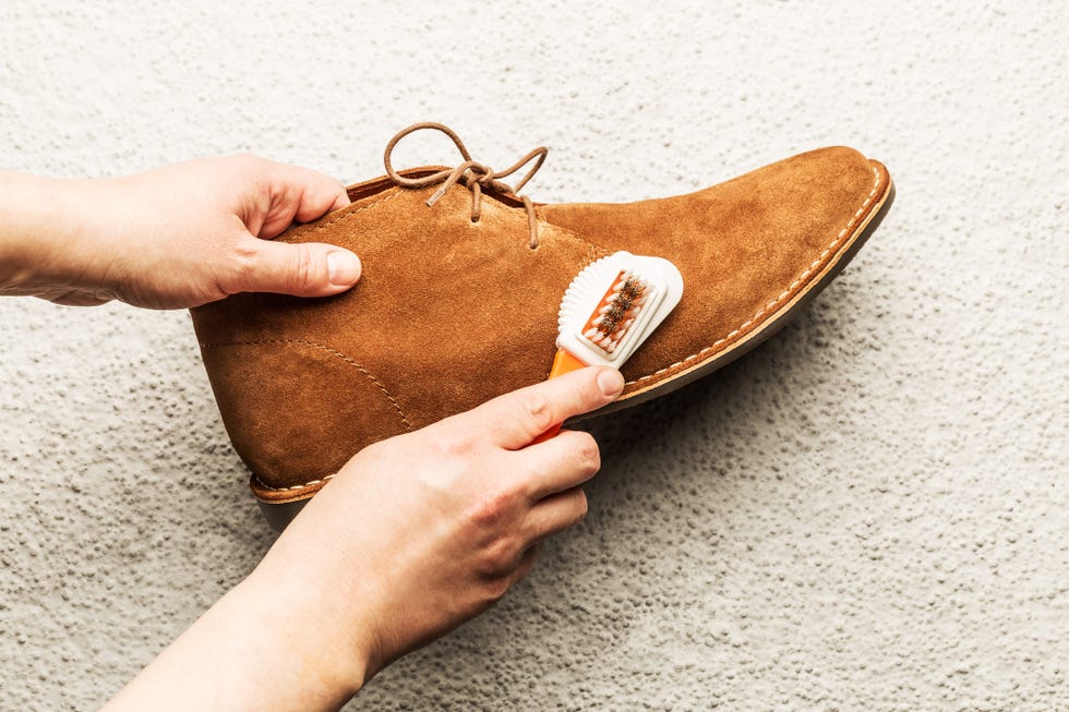 An application scenario or product detail of how to clean leather suede shoes - Image 16