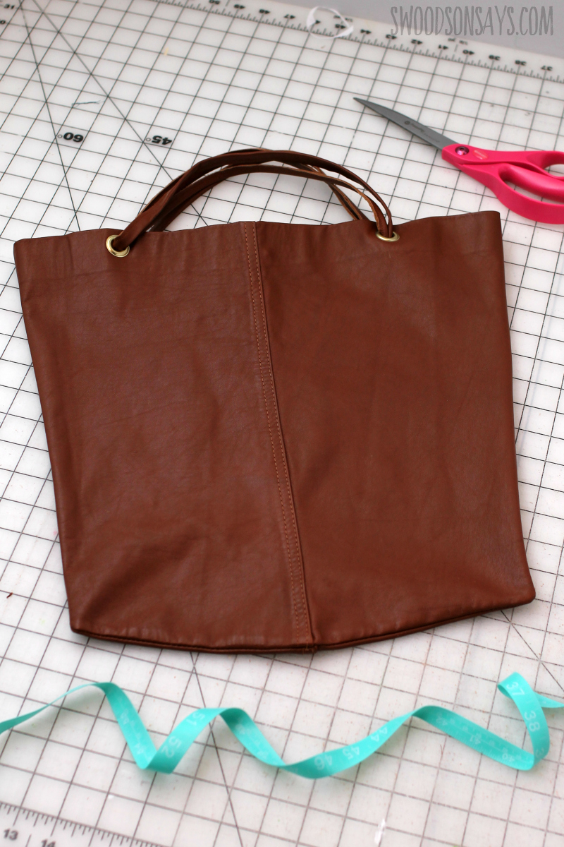 An application scenario or product detail of how to make a leather purse - Image 21