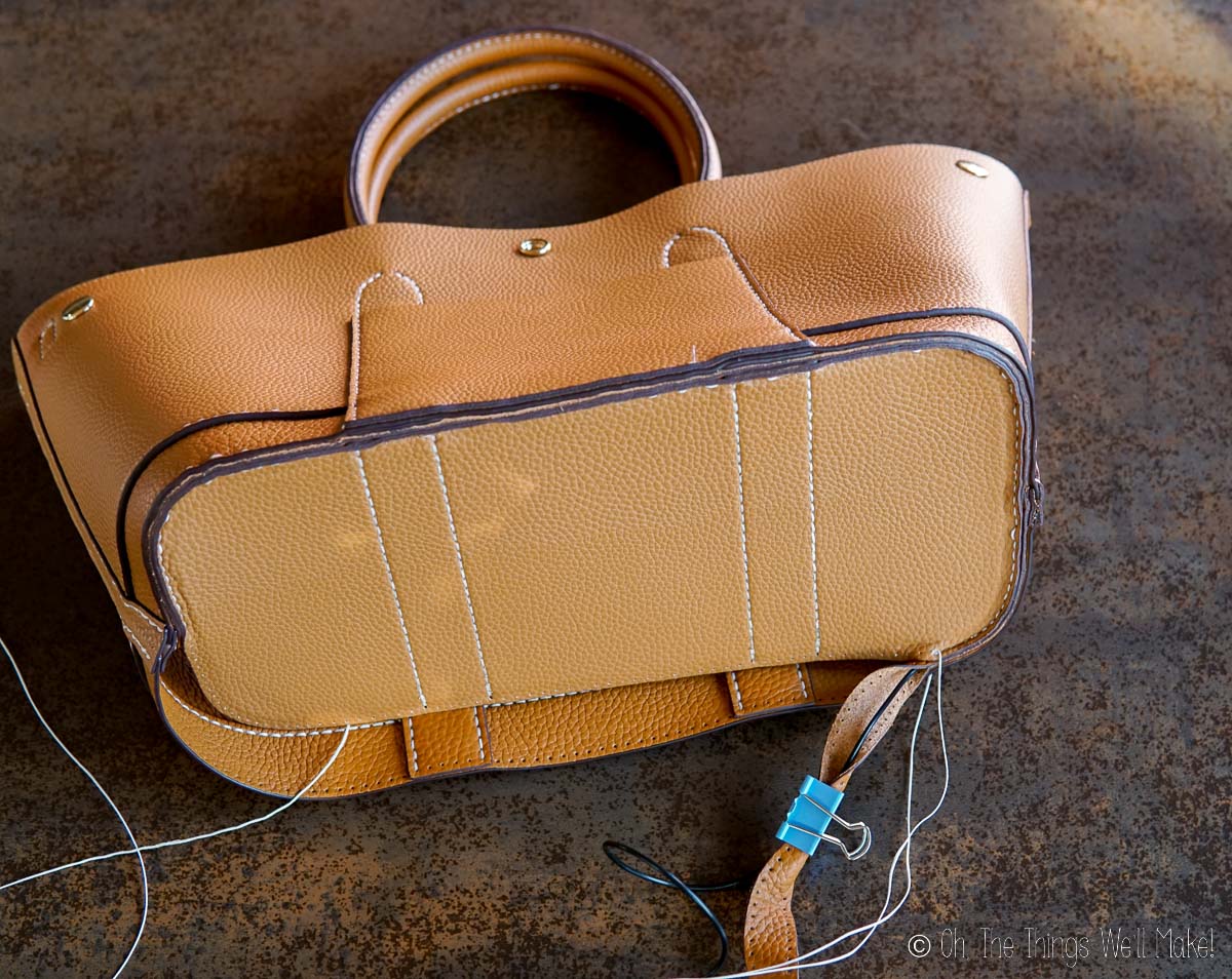 An application scenario or product detail of how to make a leather purse - Image 23