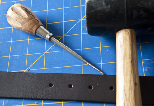 An application scenario or product detail of how to make holes in leather - Image 7