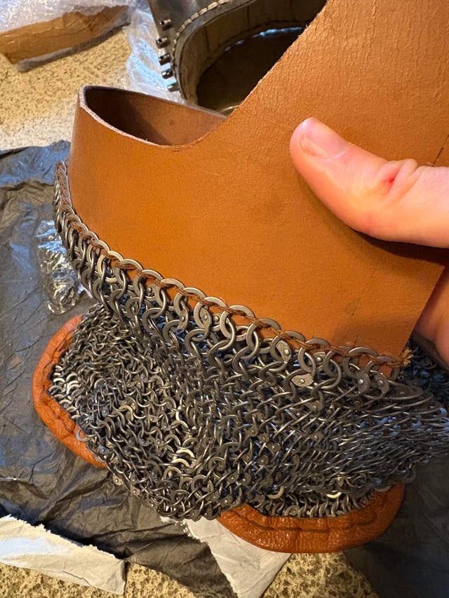 An application scenario or product detail of how to make holes in leather - Image 19