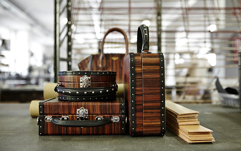 An application scenario or product detail of italian leather manufacturers - Image 22