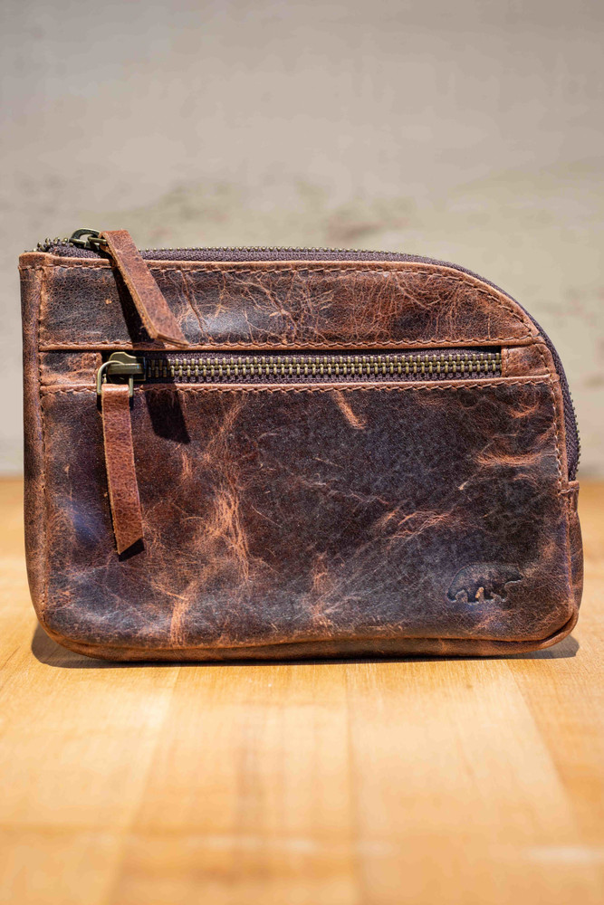 An application scenario or product detail of kodiak leather company - Image 22