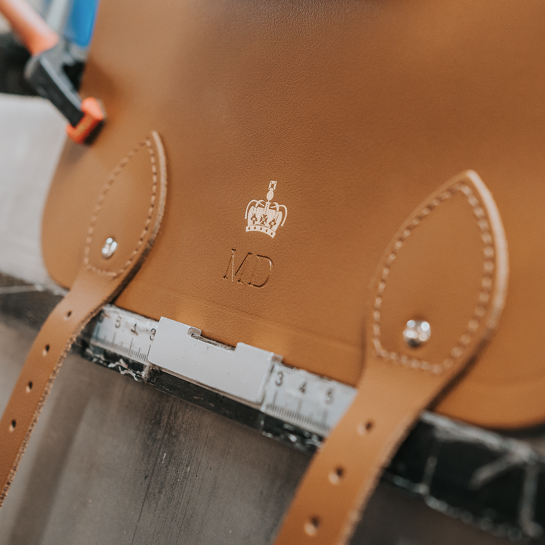 An application scenario or product detail of leather bag customize - Image 14