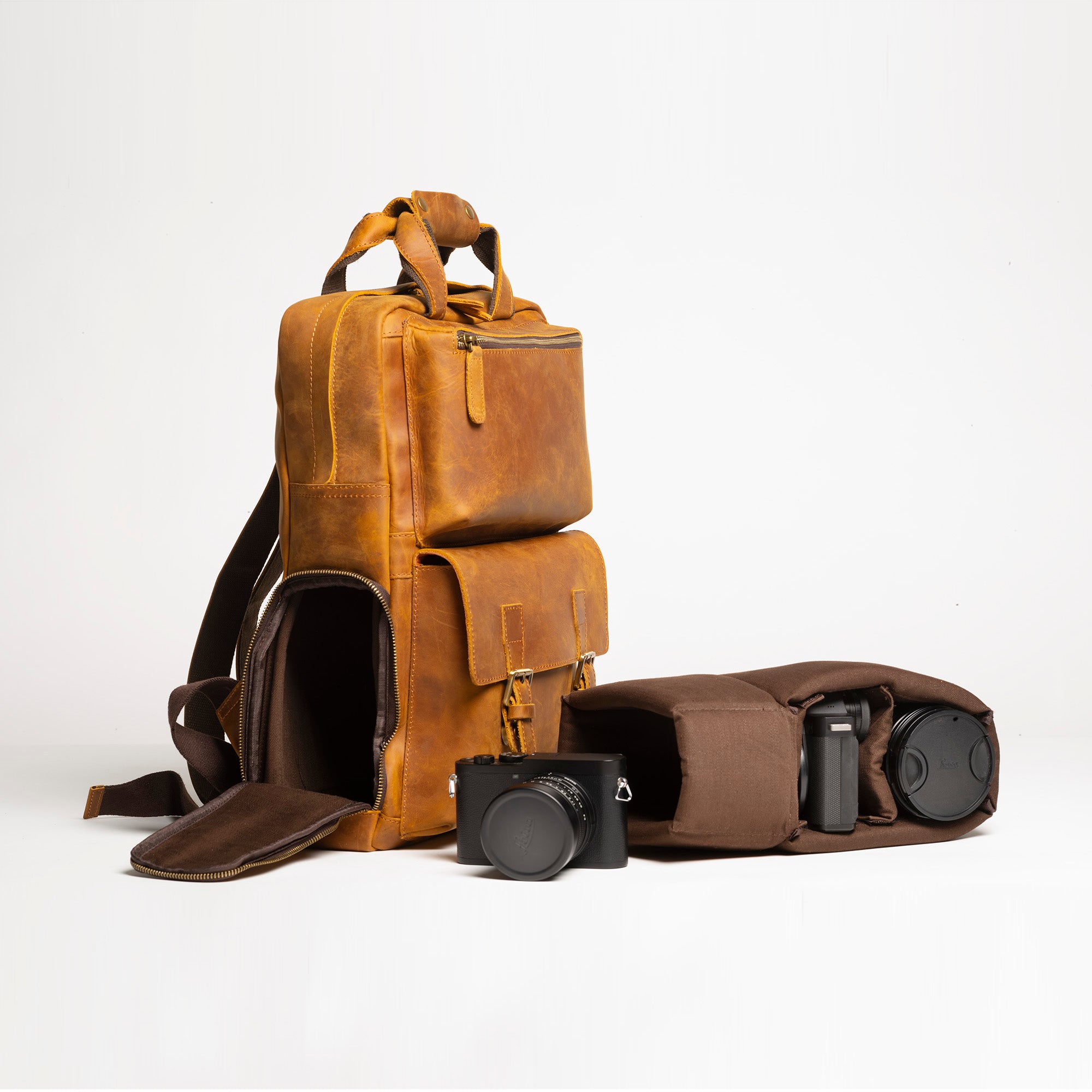 An application scenario or product detail of leather bag customize - Image 18
