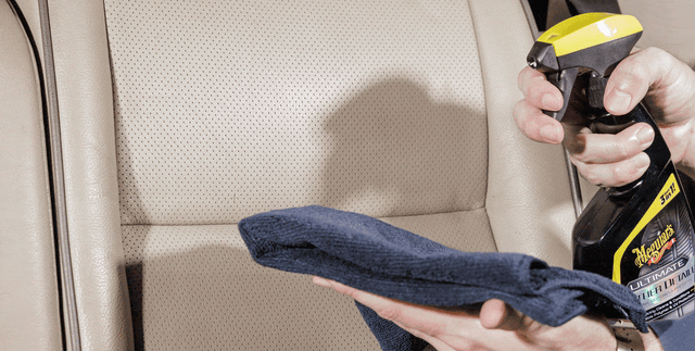 An application scenario or product detail of leather cleaning services - Image 17