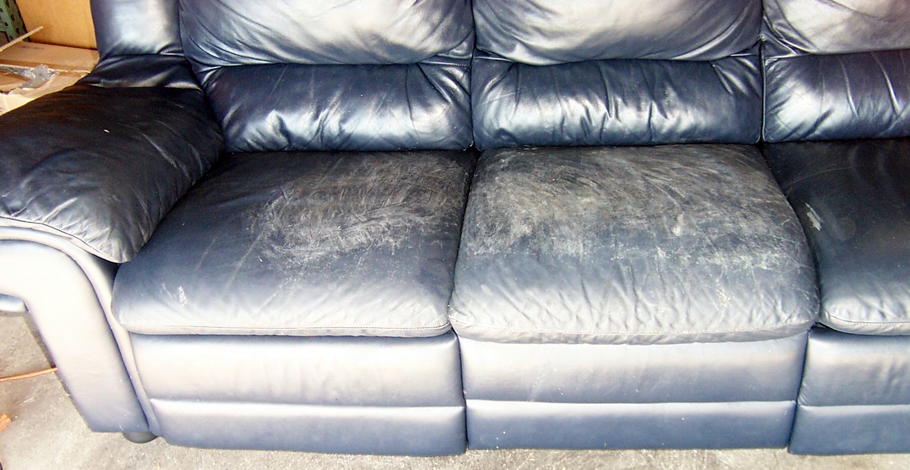 An application scenario or product detail of leather couch repair service - Image 13