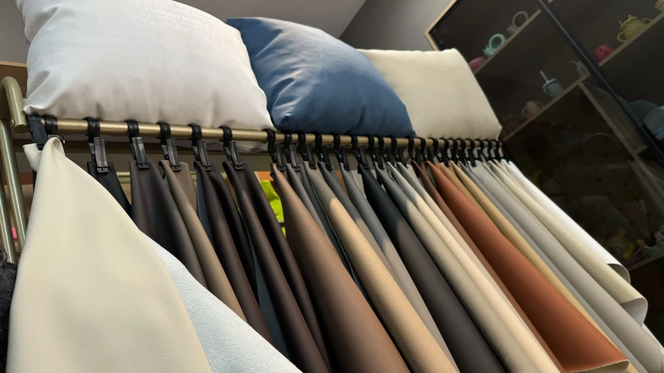 An application scenario or product detail of leather fabric store - Image 14