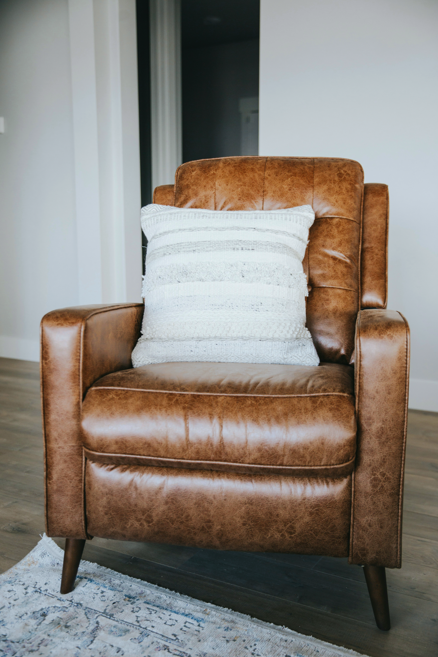 An application scenario or product detail of leather furniture cleaning service - Image 13
