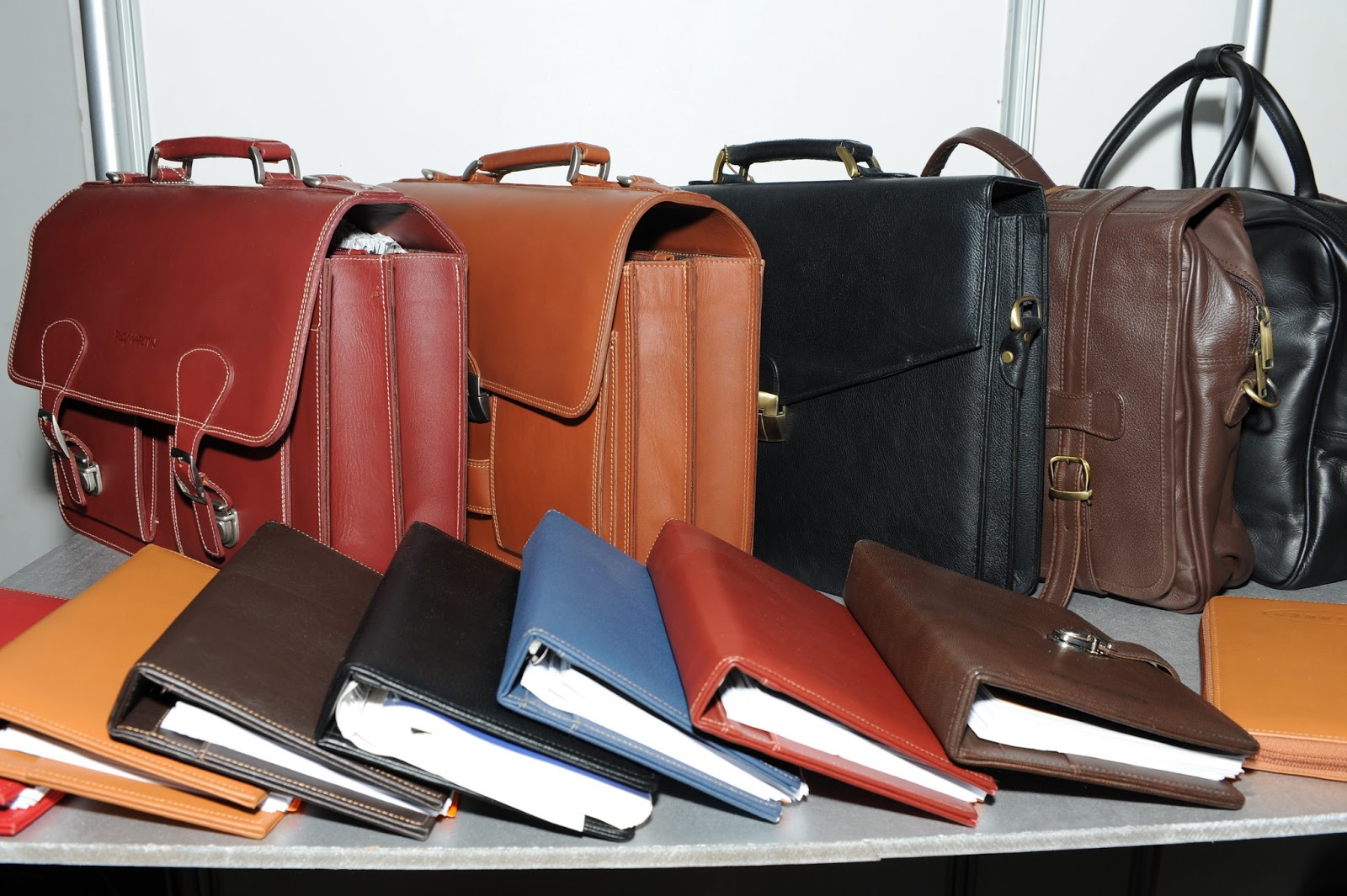 An application scenario or product detail of leather goods manufacturers - Image 16