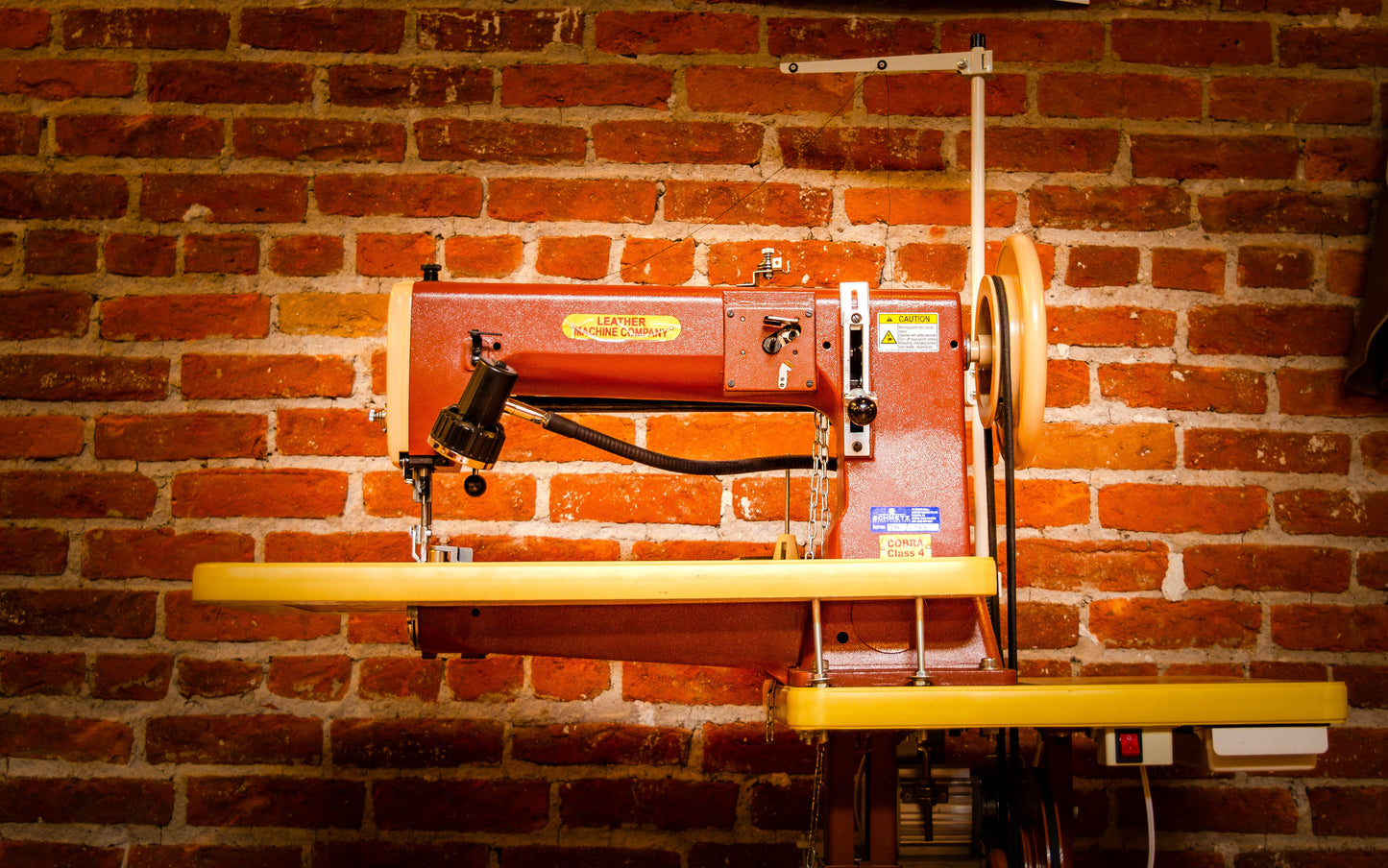 An application scenario or product detail of leather machine company cobra class 4 - Image 17