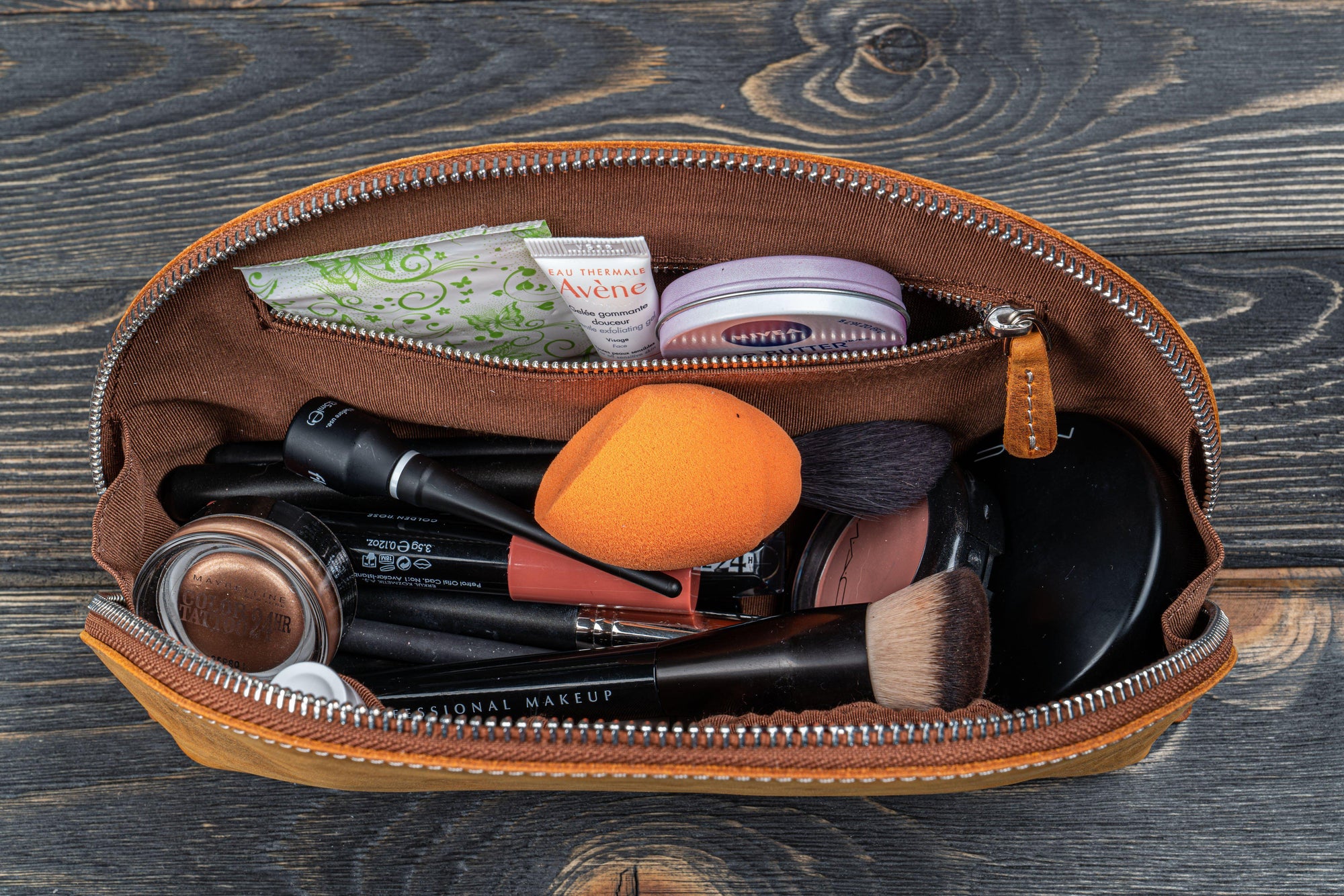 An application scenario or product detail of leather make up case - Image 3