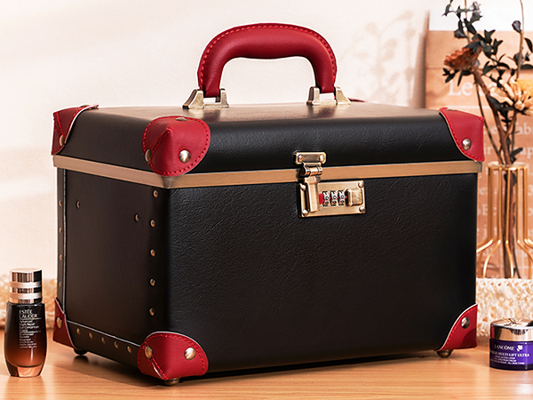 An application scenario or product detail of leather make up case - Image 9