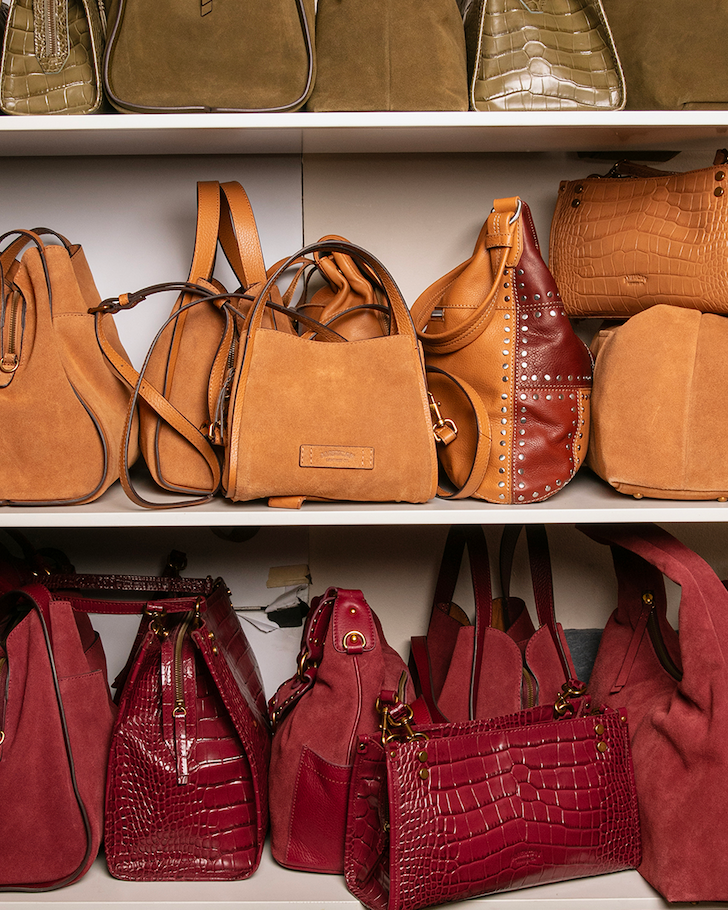 An application scenario or product detail of leather purse company - Image 11