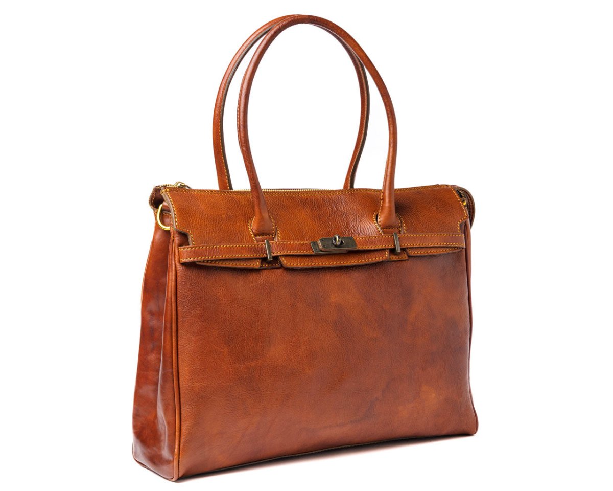 An application scenario or product detail of leather purse company - Image 17