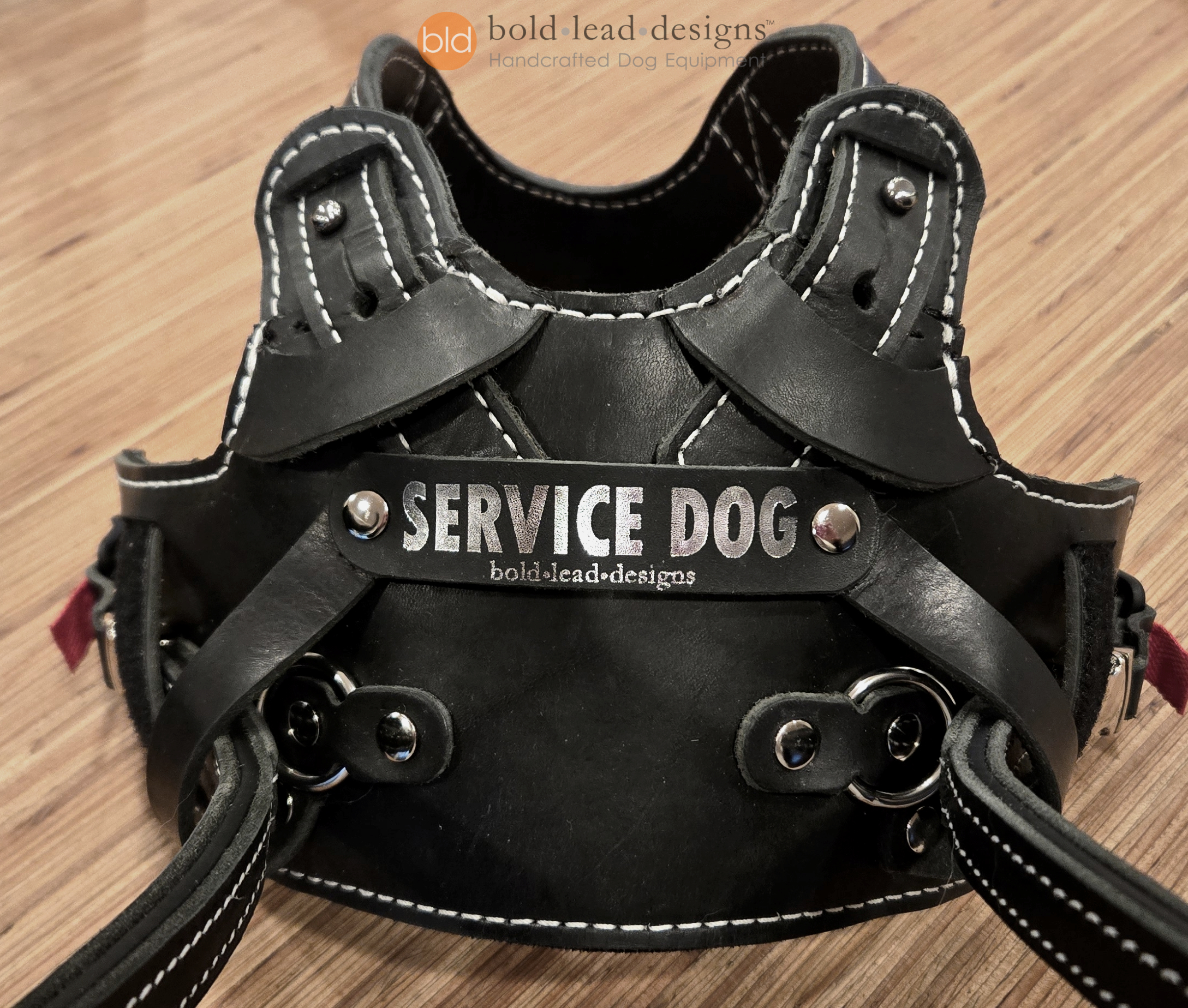 An application scenario or product detail of leather service dog harness - Image 21