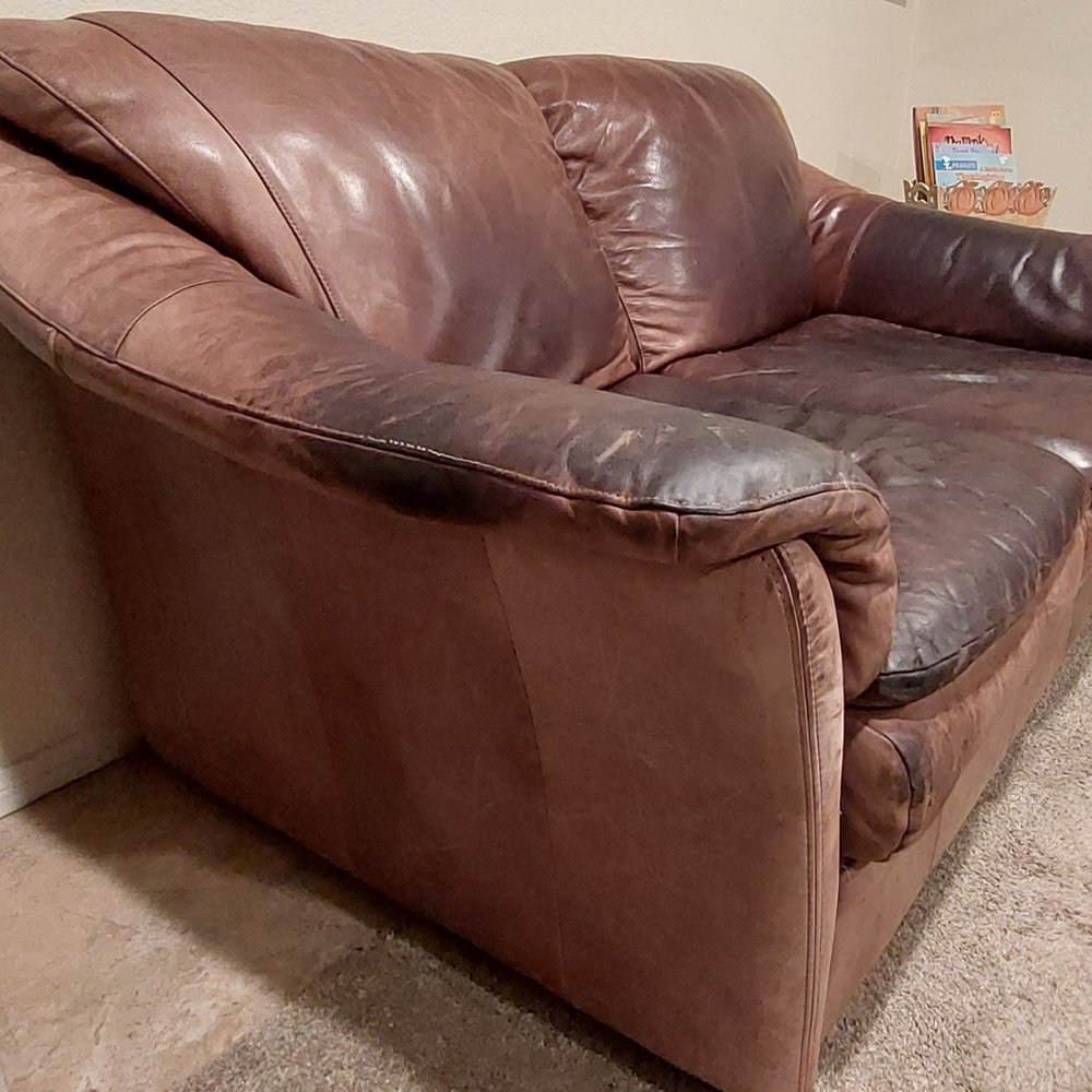 An application scenario or product detail of leather sofa dyeing service near me - Image 1
