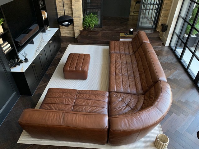An application scenario or product detail of leather sofa dyeing service near me - Image 14