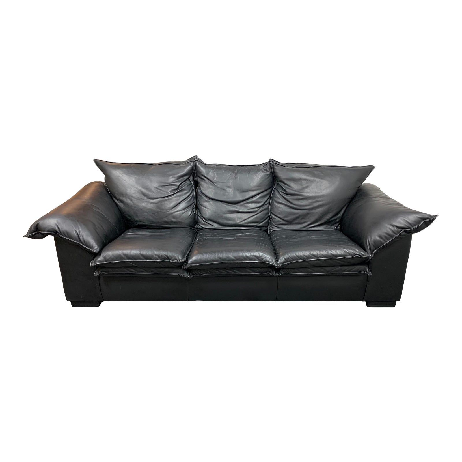 An application scenario or product detail of leather sofa factory outlet - Image 9