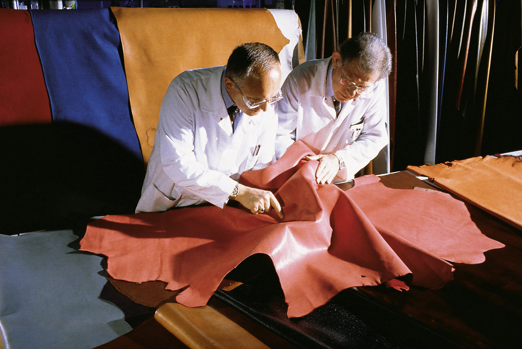 An application scenario or product detail of leather technology - Image 9