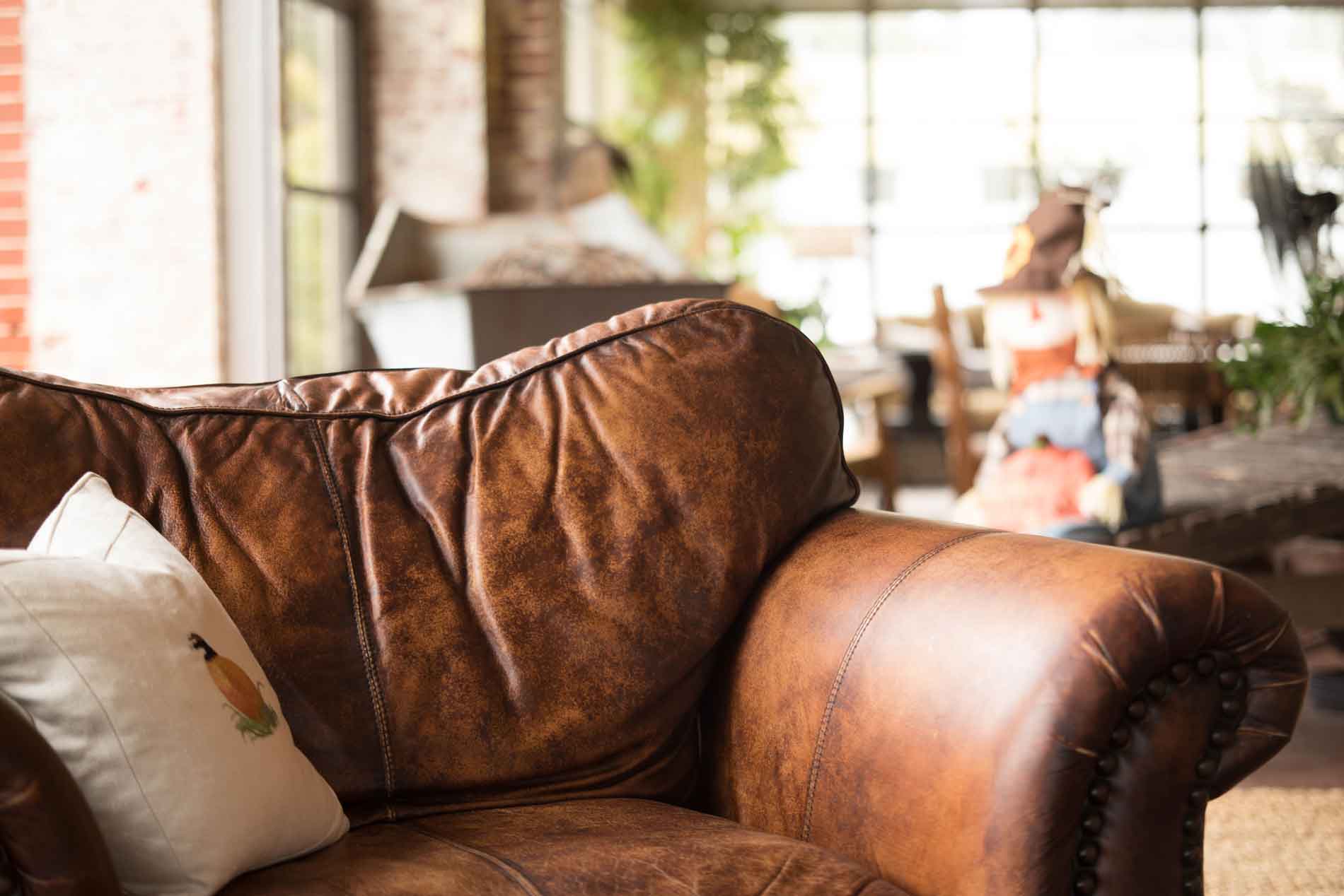 An application scenario or product detail of leather vs faux leather sofa - Image 3