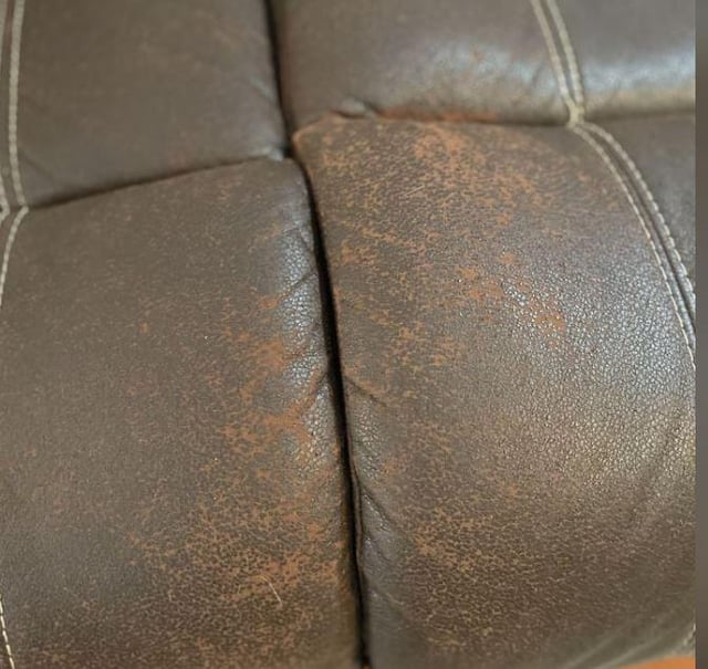 An application scenario or product detail of leather vs faux leather sofa - Image 13
