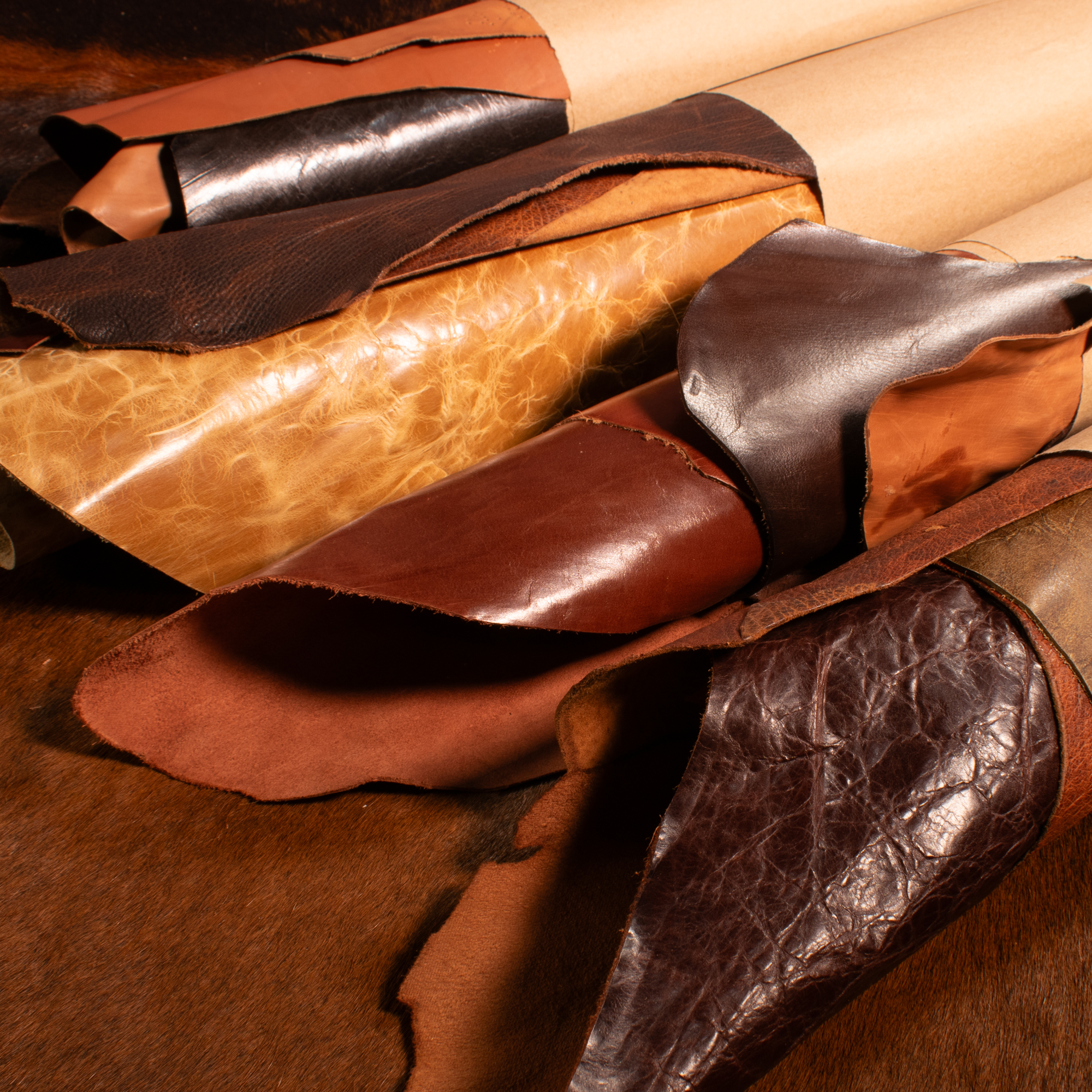 An application scenario or product detail of leather wholesaler - Image 16