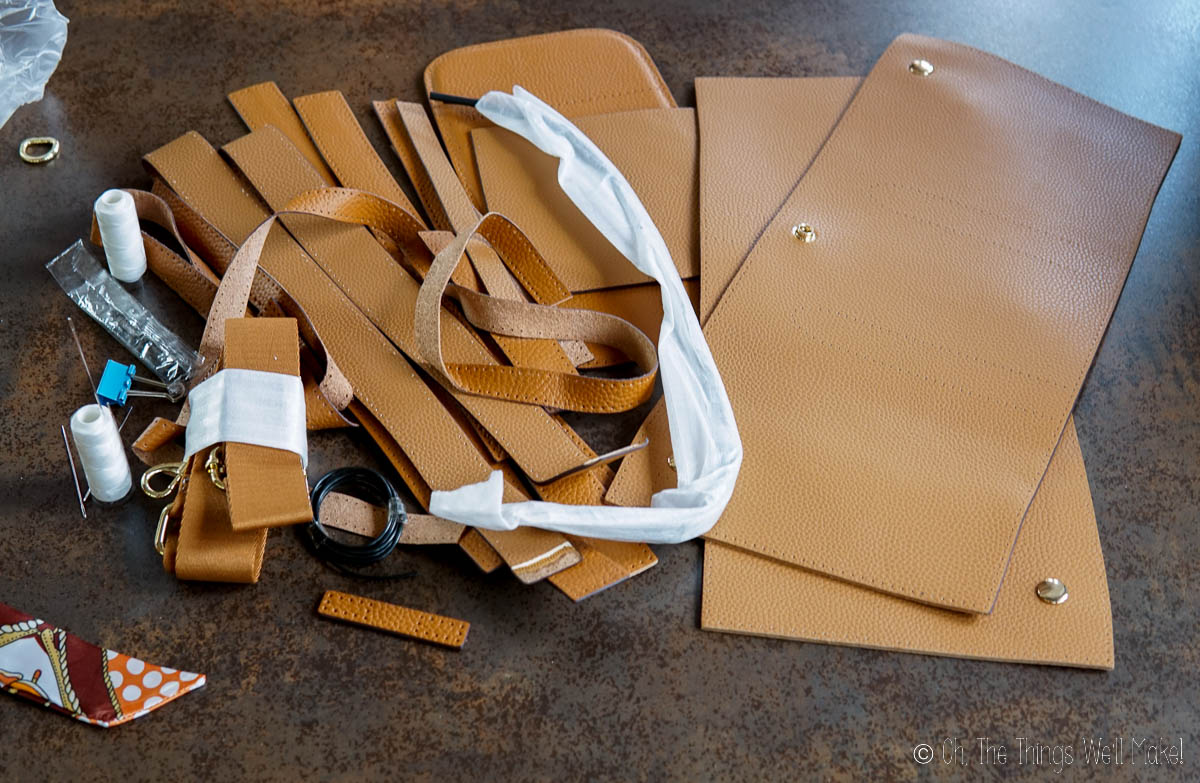 An application scenario or product detail of make leather purse - Image 14