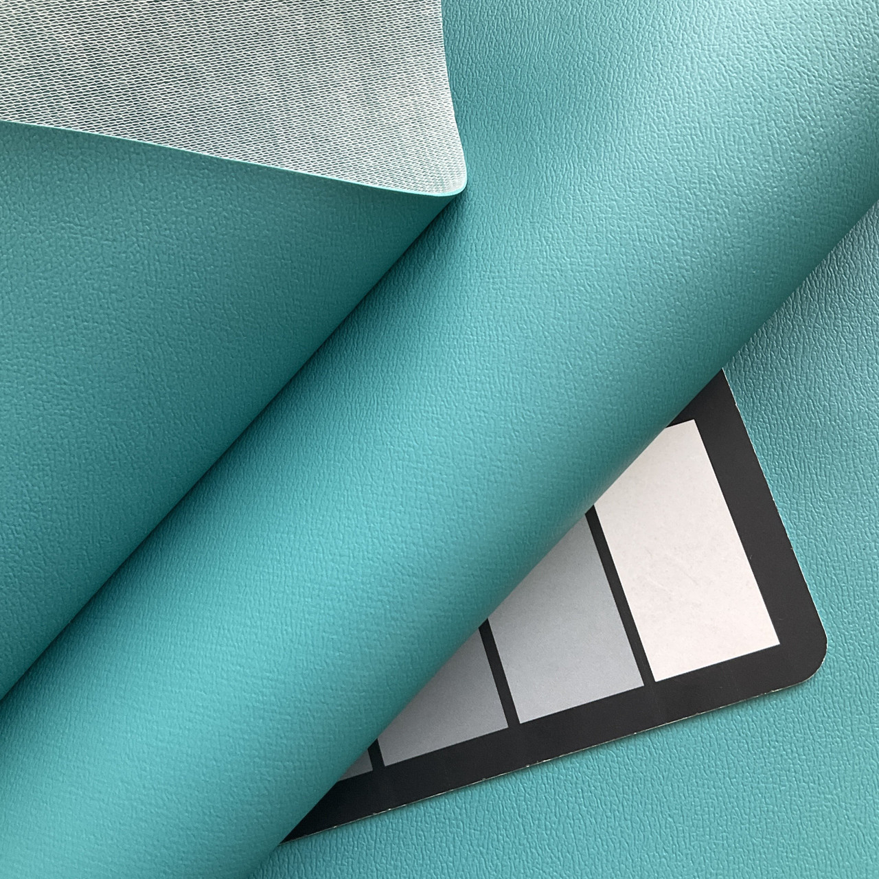An application scenario or product detail of marine leather fabric - Image 20
