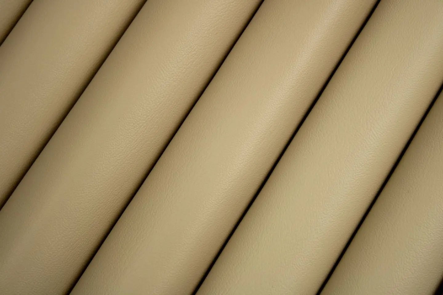 An application scenario or product detail of marine vinyl fabric com - Image 4