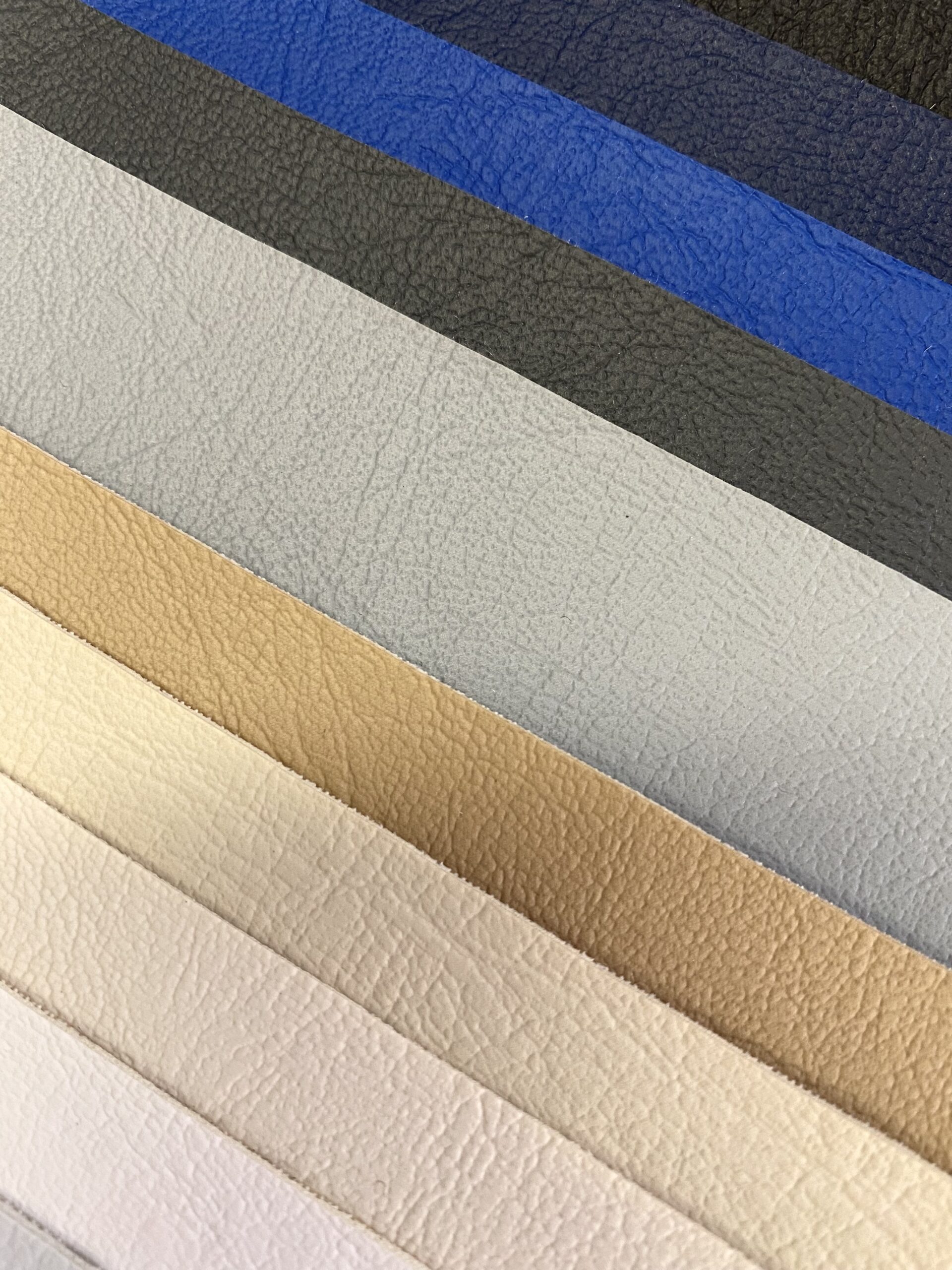An application scenario or product detail of marine vinyl fabric com - Image 15