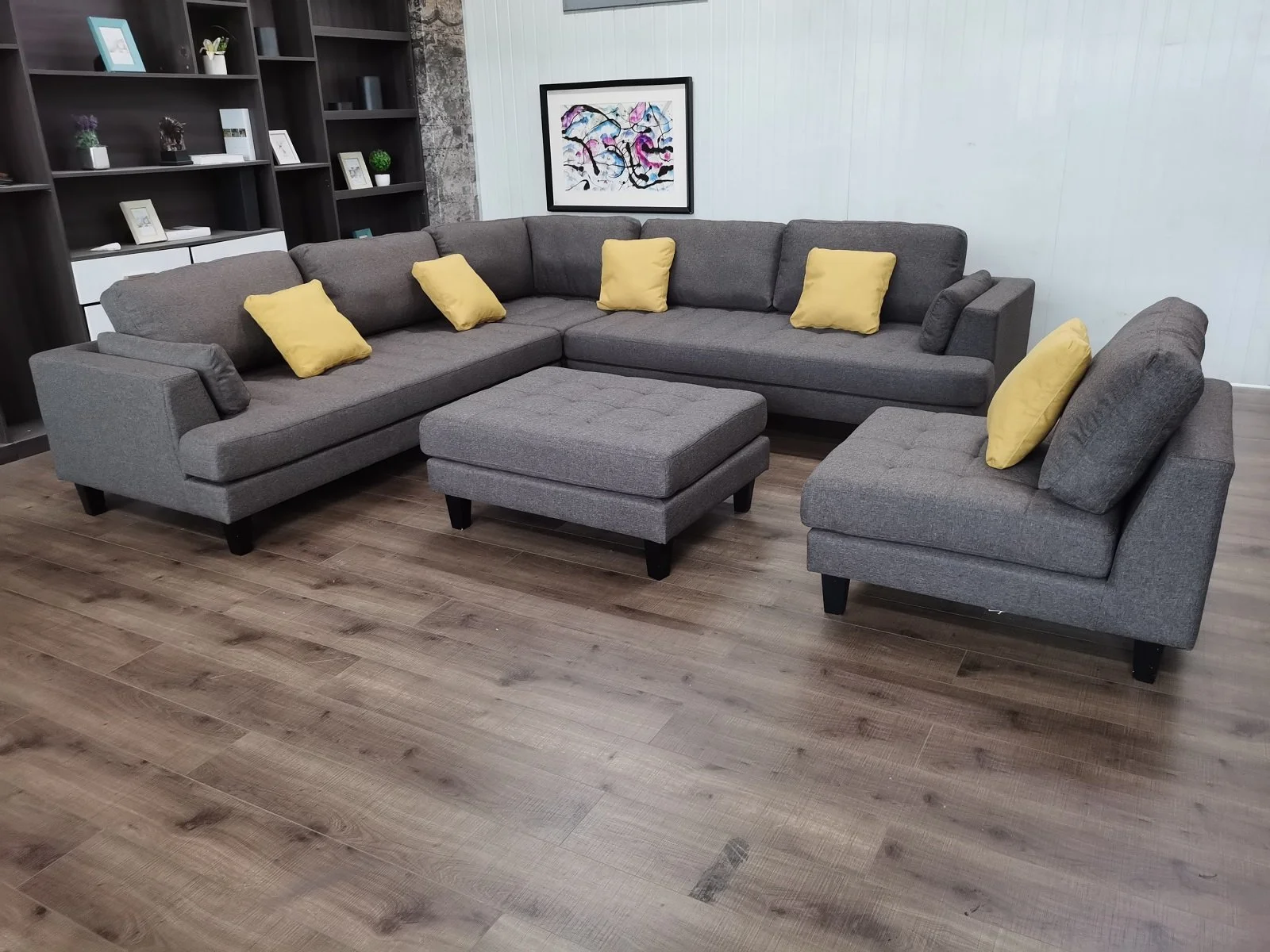 An application scenario or product detail of microfiber gray couch - Image 24